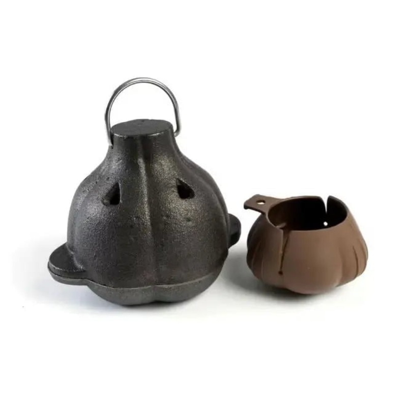 Charcoal Companion Cast Iron Garlic Roaster & Silicone Squeezer Set