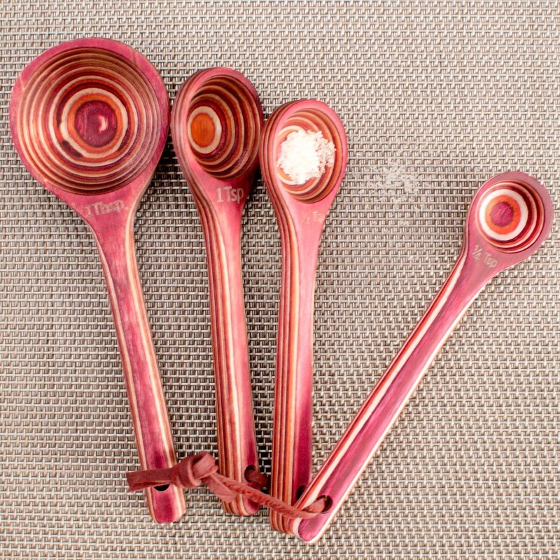 Red Pakka Measuring Spoons