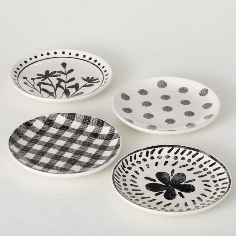 Black/White Pattern Plate