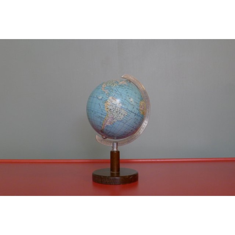 Art Deco Globe on Classic Dark Beech Stand from Columbus Oestergaard, 1970 for sale at Pamono