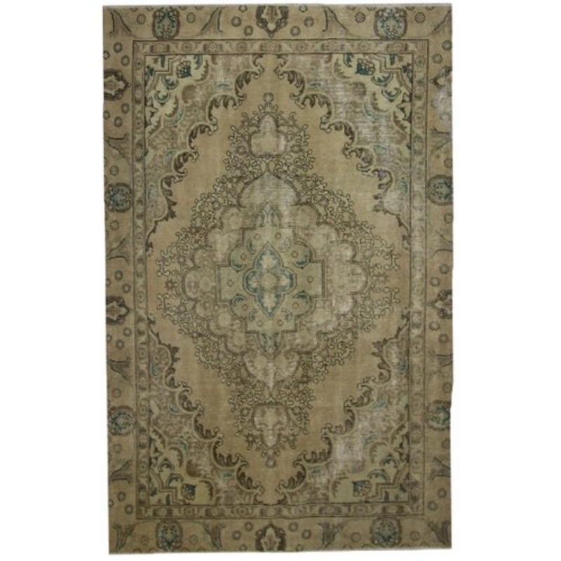Vintage Middle Eastern Hand-Knotted Rug for sale at Pamono-SZS-2143309