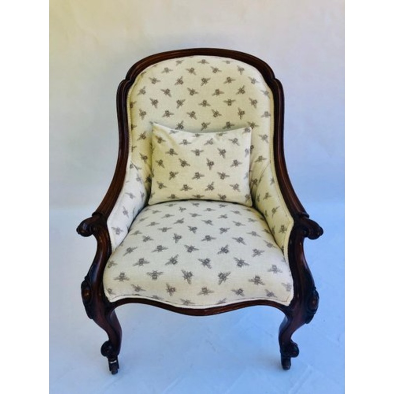 Antique Victorian Rosewood Armchair for sale at Pamono