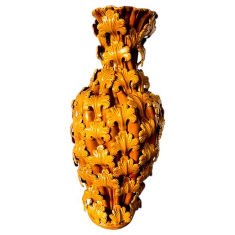 Mid-Century Spanish Porcelain Vase by Manises for sale at Pamono