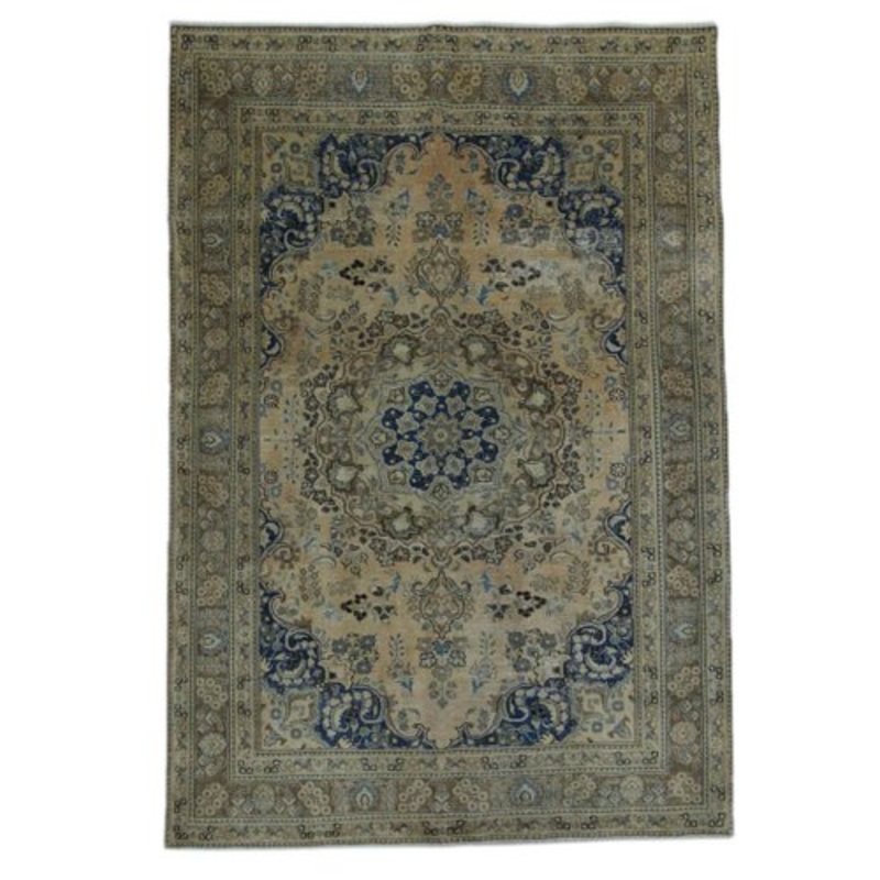 Vintage Middle Eastern Hand-Knotted Rug for sale at Pamono-SZS-2143275
