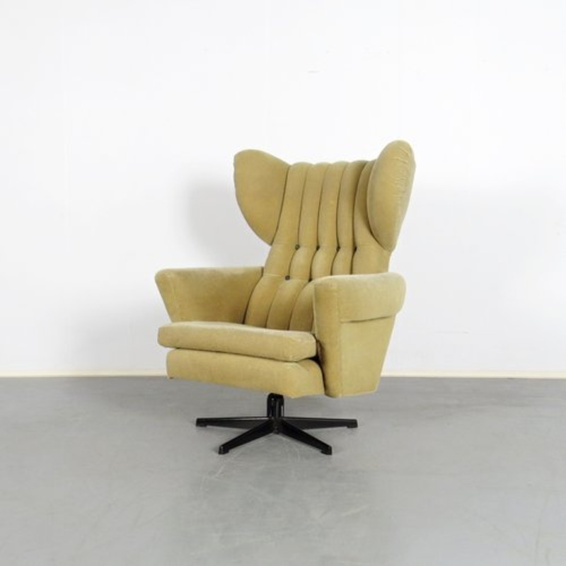 Vintage Swivel Chair in Fabric for sale at Pamono