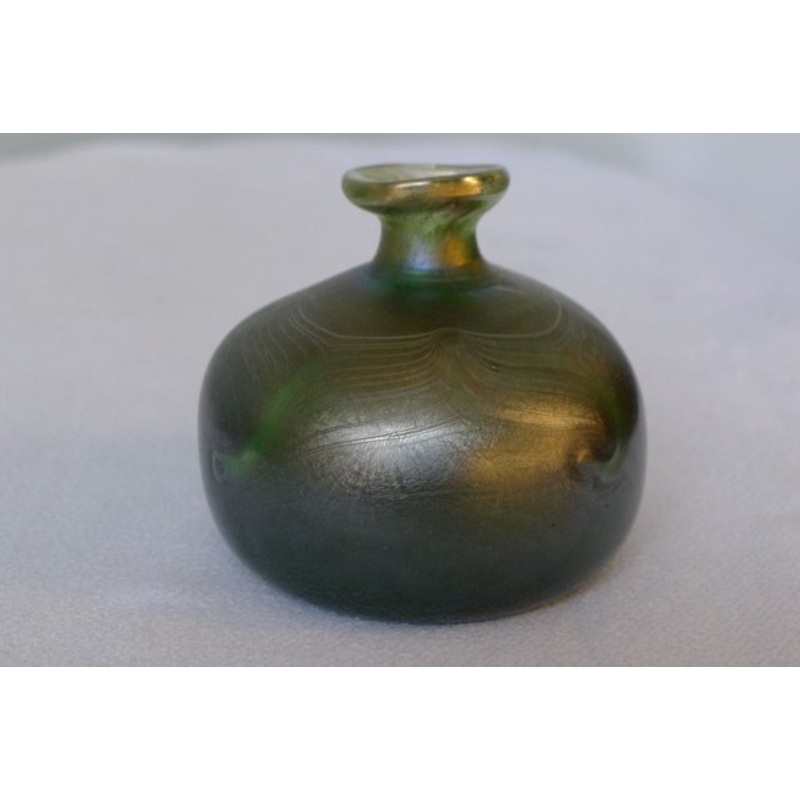 Art Nouveau Style Green Iridescent Glass Vase by Erwin Eisch, 1980s for sale at Pamono