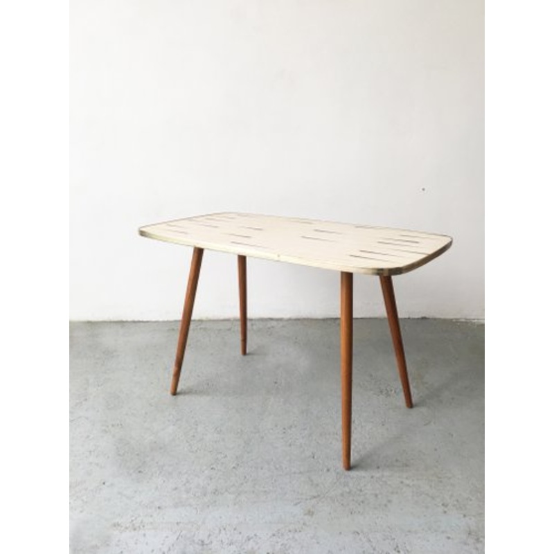 Mid-Century White Formica, Brass, and Oak Coffee Table for sale at Pamono