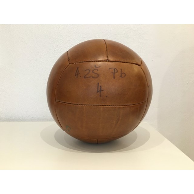 Vintage Leather 5kg Medicine Ball, 1930s for sale at Pamono