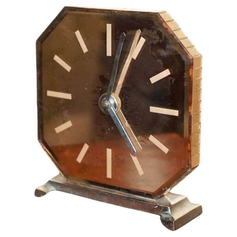 Art Deco Salmon Pink Glass Mantle Clock, England, 1920s for sale at Pamono