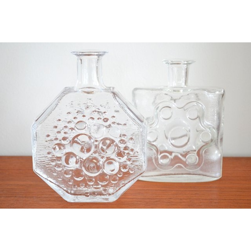 Vintage Finnish Vases by Nanny Stil for Riihimaki / Riihimaen Lasi Oy, 1960s, Set of 2 for sale at Pamono