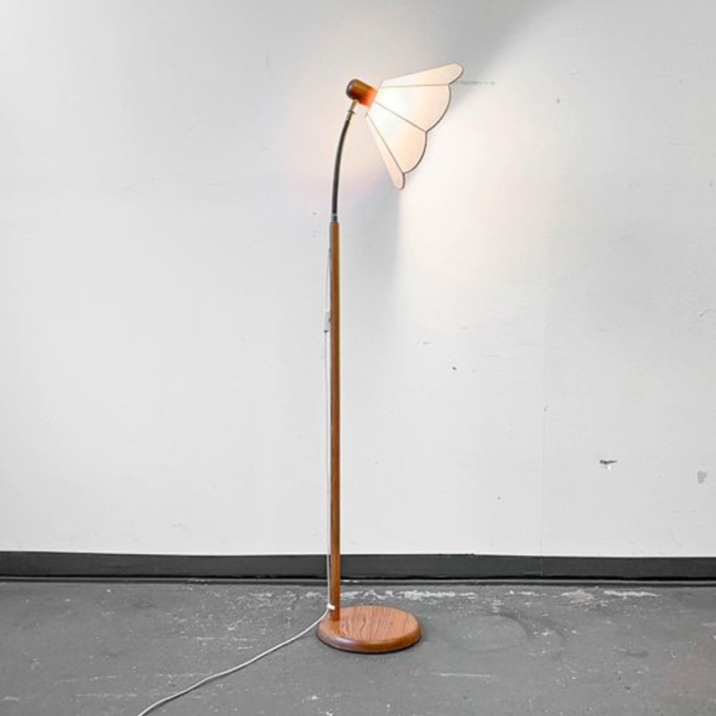 Mid-Century Floor Lamp for sale at Pamono