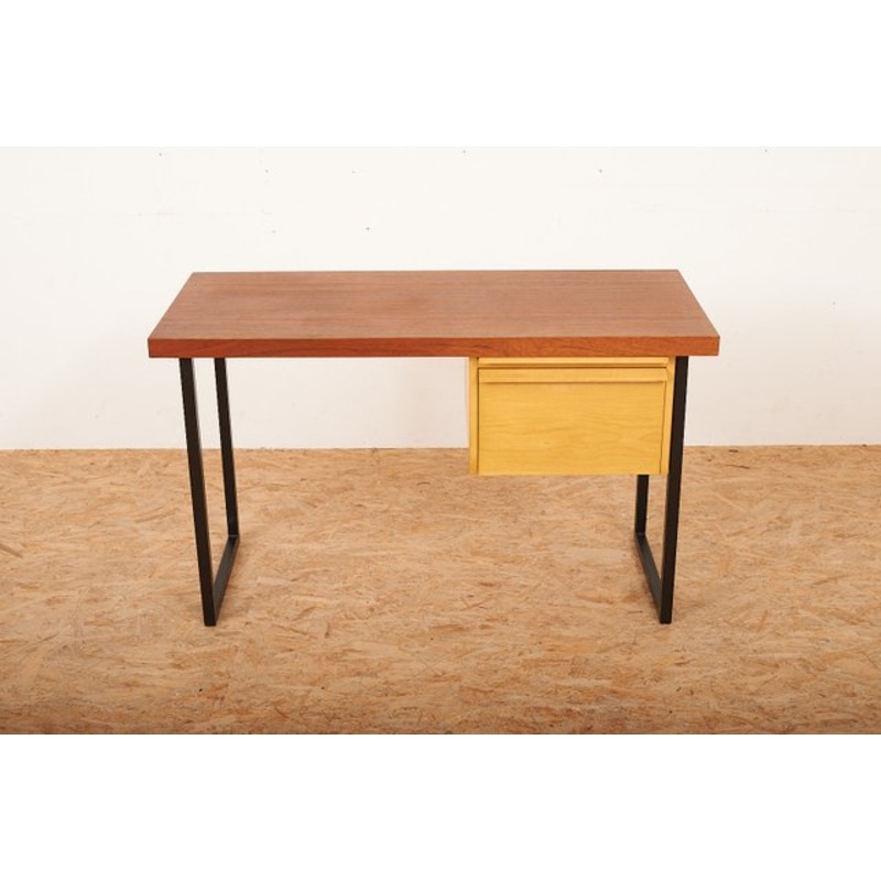 Model 10 Tubular Steel Desk, 1956 for sale at Pamono