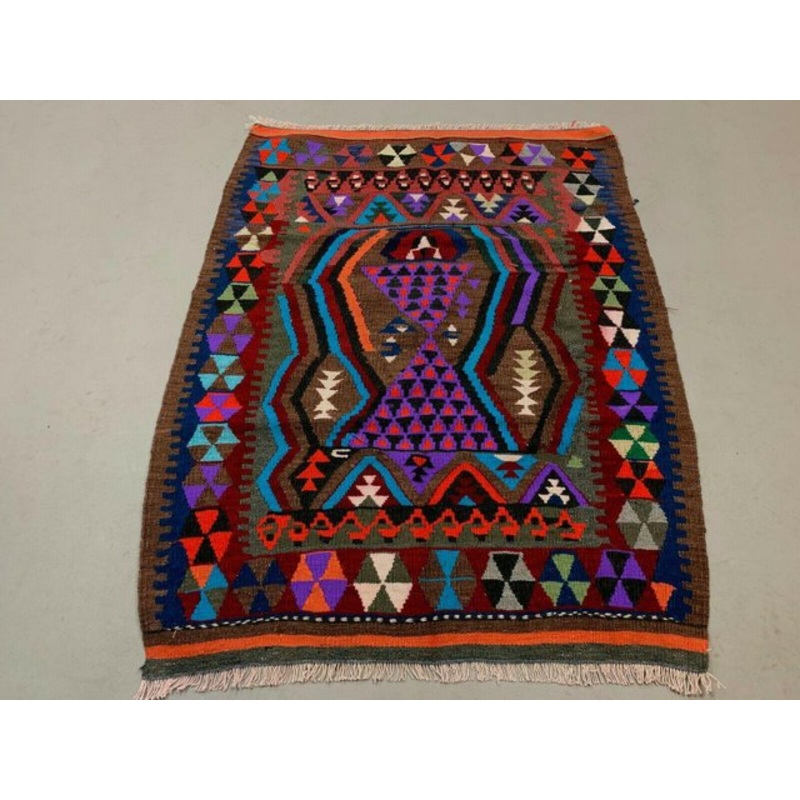 Small Vintage Turkish Traditional Country Home Decor Wool Kilim Rug for sale at Pamono