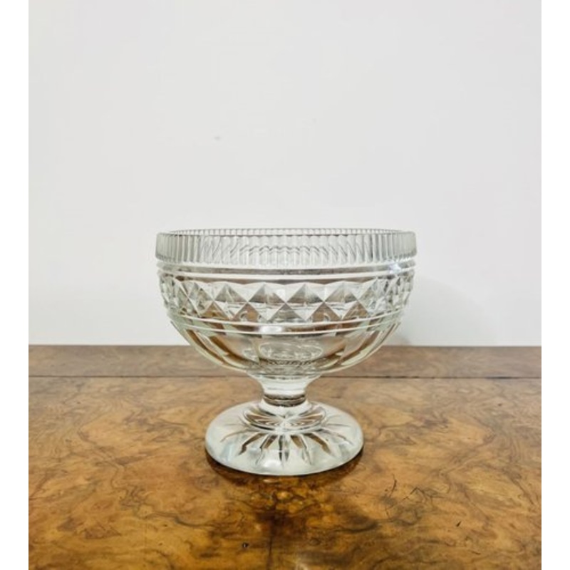 Victorian Cut Glass Bowl, 1880 for sale at Pamono