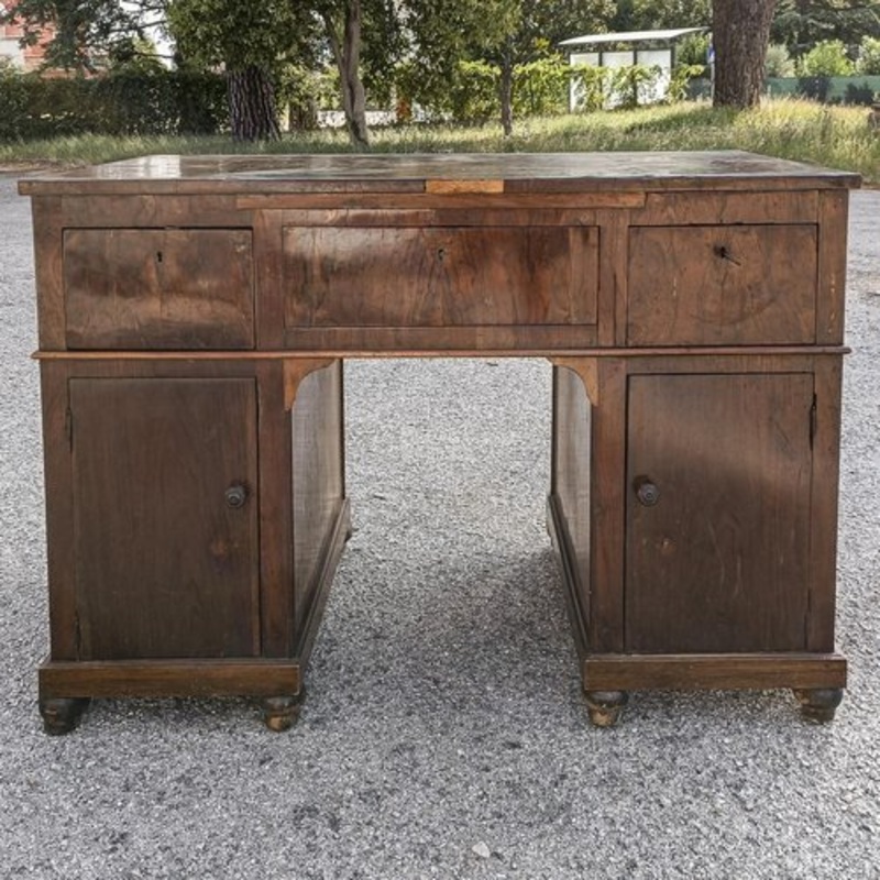 Desk in Walnut, 19th Century for sale at Pamono