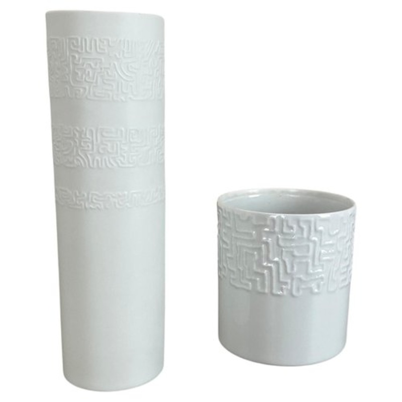 Abstract Porcelain Vases attributed to Cuno Fischer for Rosenthal, Germany, 1980s, Set of 2 for sale at Pamono
