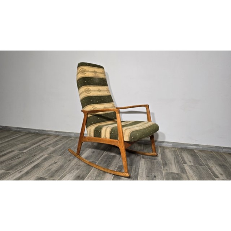 Rocking Chair by Krasna Jizba for sale at Pamono