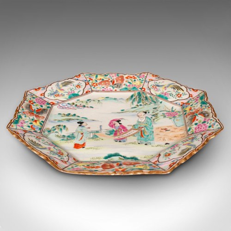 Japanese Octagonal Serving Plate in Ceramic, 1890s for sale at Pamono