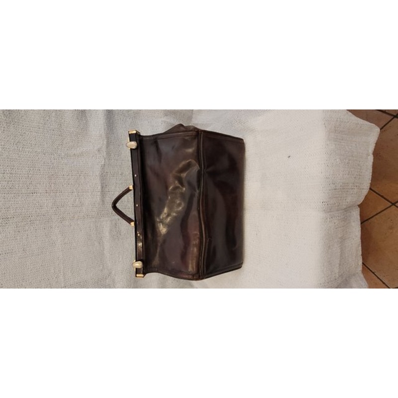 Large Veterinarian Trunk in Natural Leather, Italy, 1960s for sale at Pamono