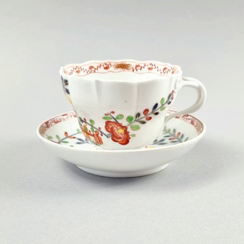 19th Century Porcelain Tischenmuster / Kakiemon Pattern Tea Cup and Saucer from Meissen, Germany, Set of 2 for sale at Pamono