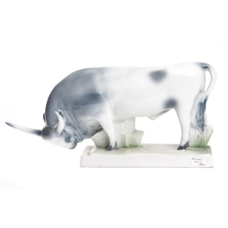 Bull by Zsolnay Porcelain, 20th-Century for sale at Pamono