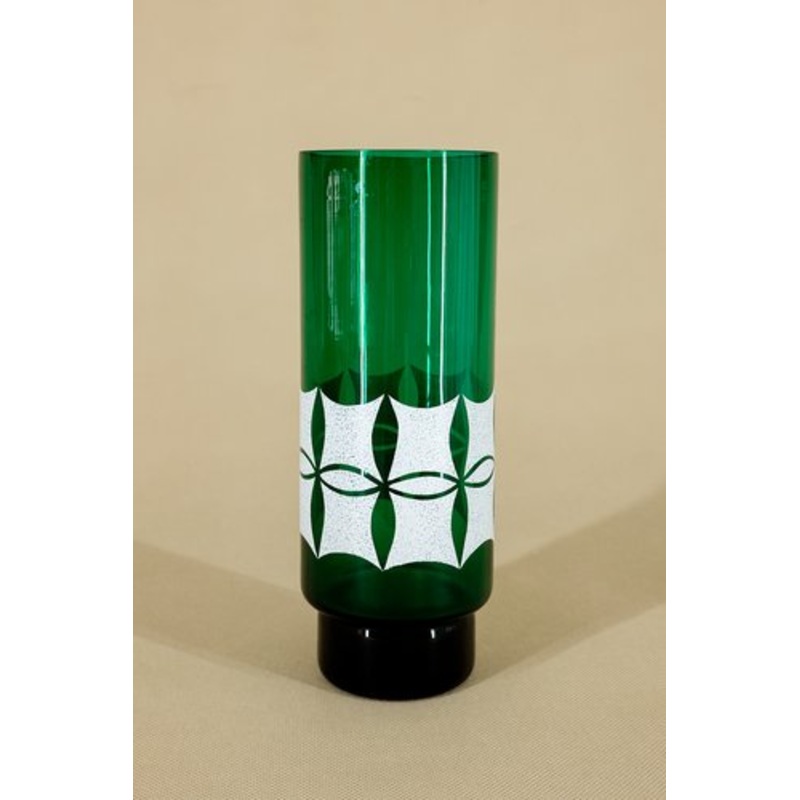 Green Crystal Vase from VEB Kunst Glas Wasungen, 1960s for sale at Pamono