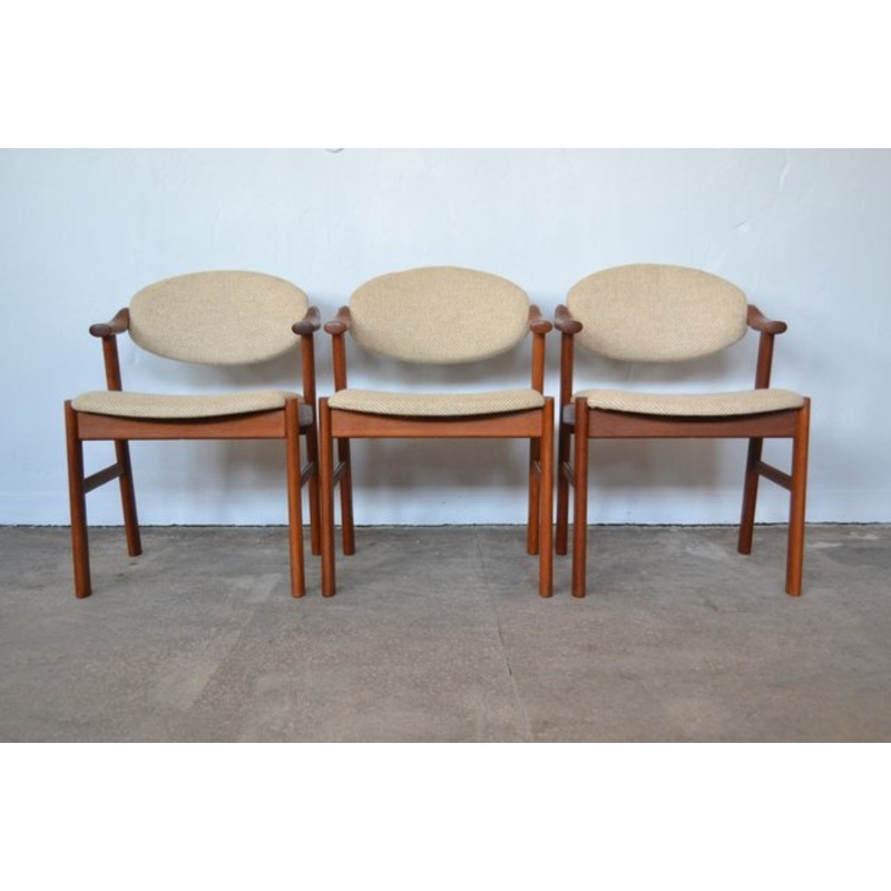 Danish Chairs from Schou Andersen, 1960s, Set of 3 for sale at Pamono