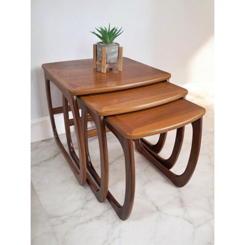 Mid-Century Modern Nathan Nesting Tables in Teak, Set of 3 for sale at Pamono