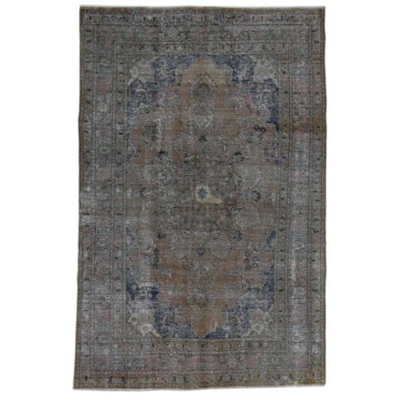 Vintage Middle Eastern Hand-Knotted Rug for sale at Pamono-SZS-2143230