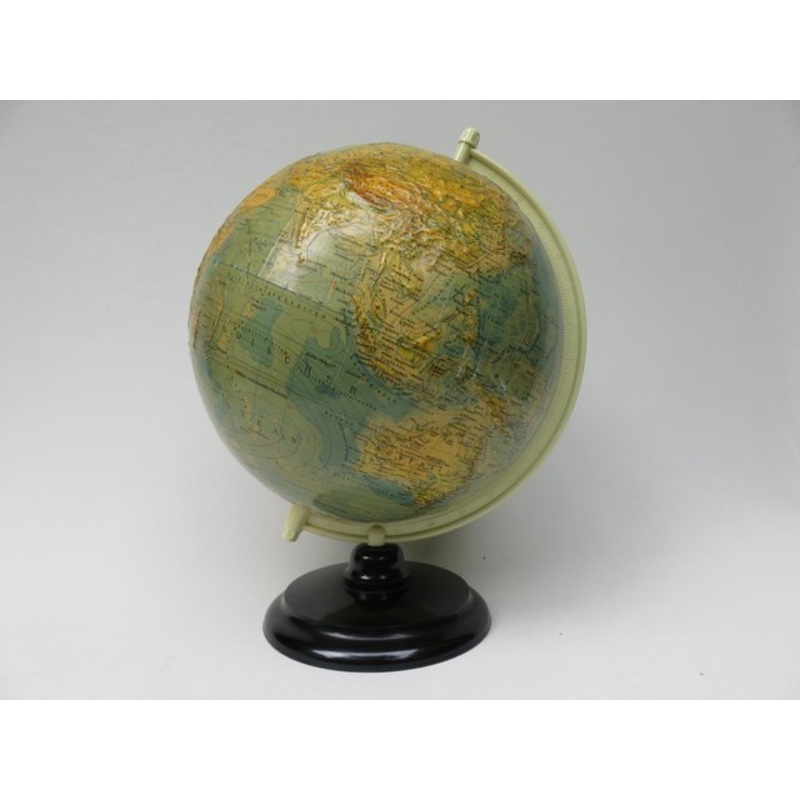 Bakelite Relief Globe from Paul Rth Nachf. KG, 1960s for sale at Pamono