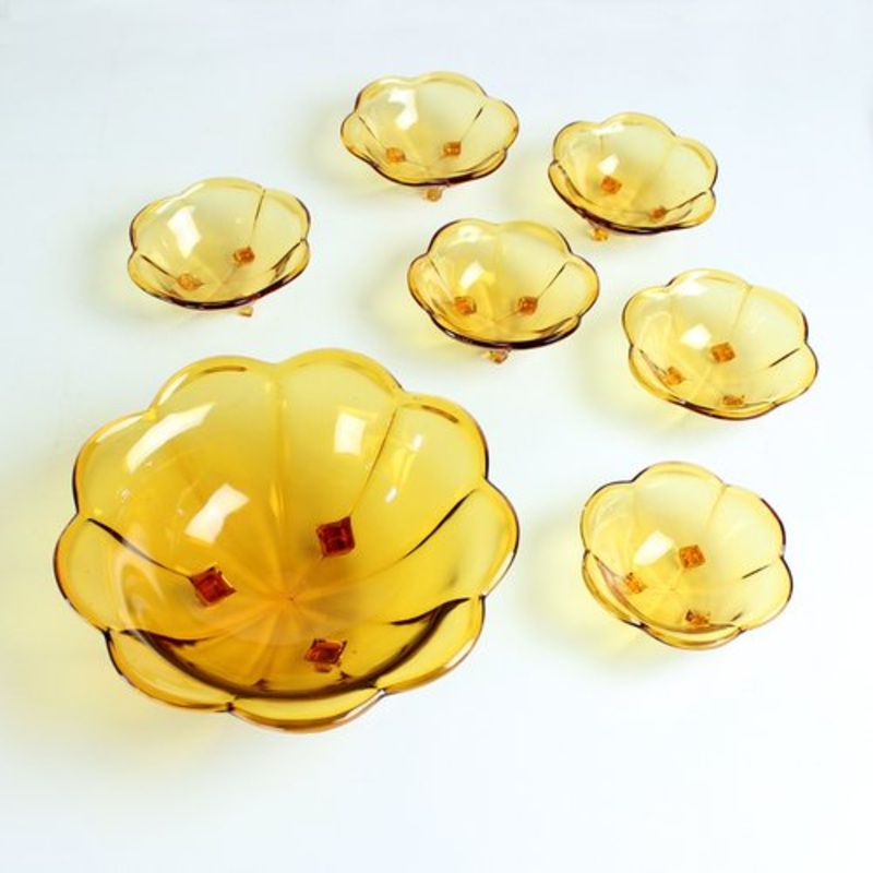 Smaller Bowls in Amber Glass from Borske Sklo, 1960s, Set of 6 for sale at Pamono