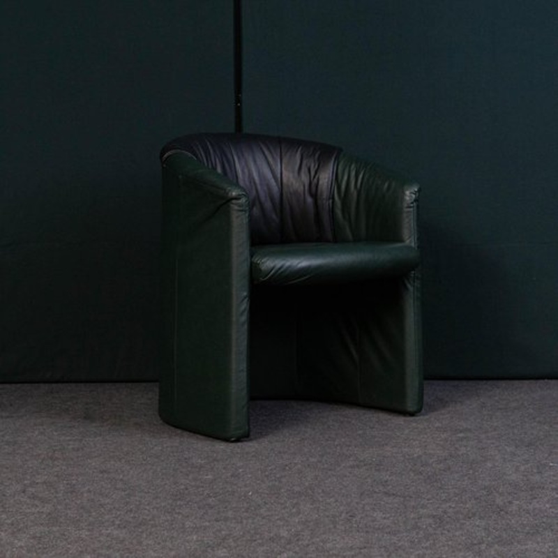 Vintage Black Leather Armchair for sale at Pamono-BSO-2158972