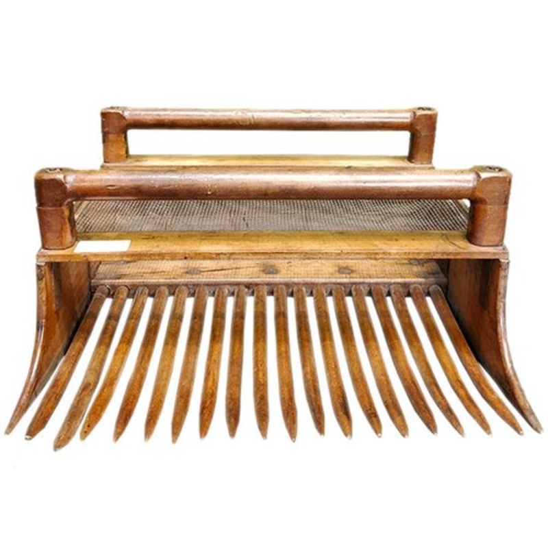 Wooden Cranberry Picker, 1920s for sale at Pamono