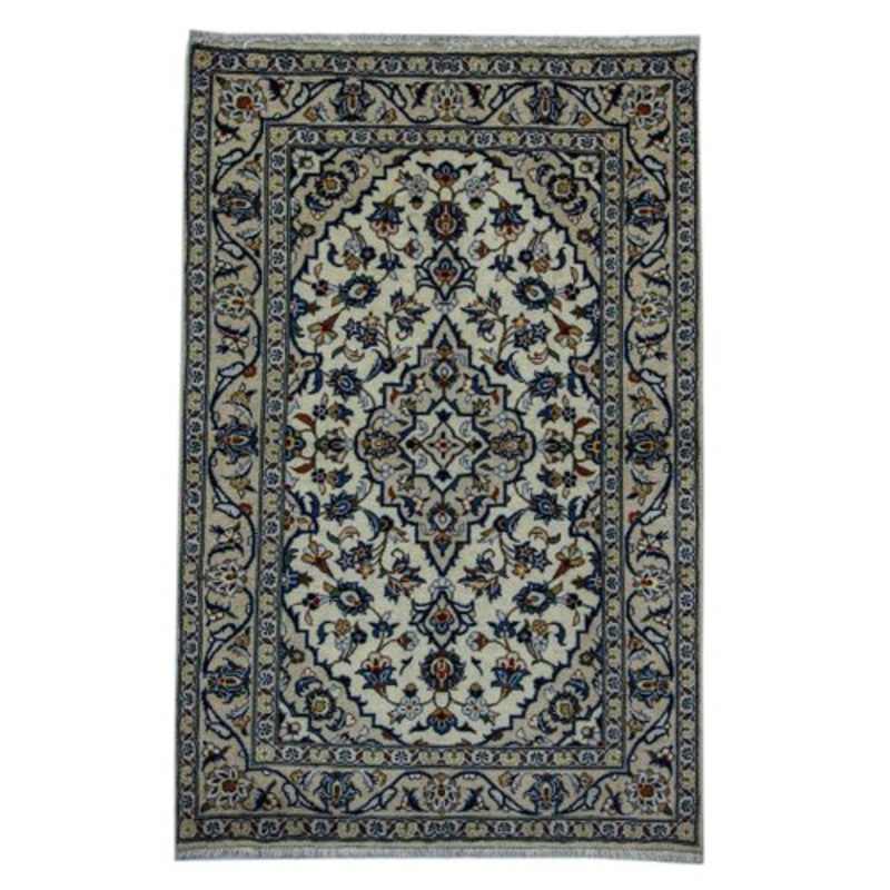 Middle Eastern Rug in Wool for sale at Pamono-SZS-2143414
