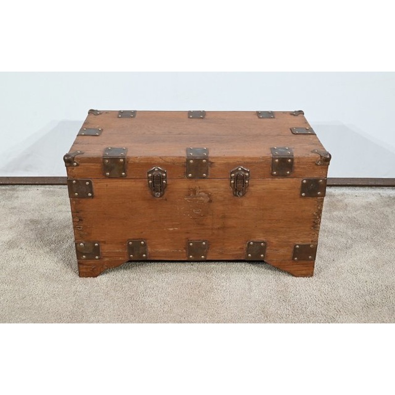 Solid Teak Naval Trunk, Late 19th Century for sale at Pamono