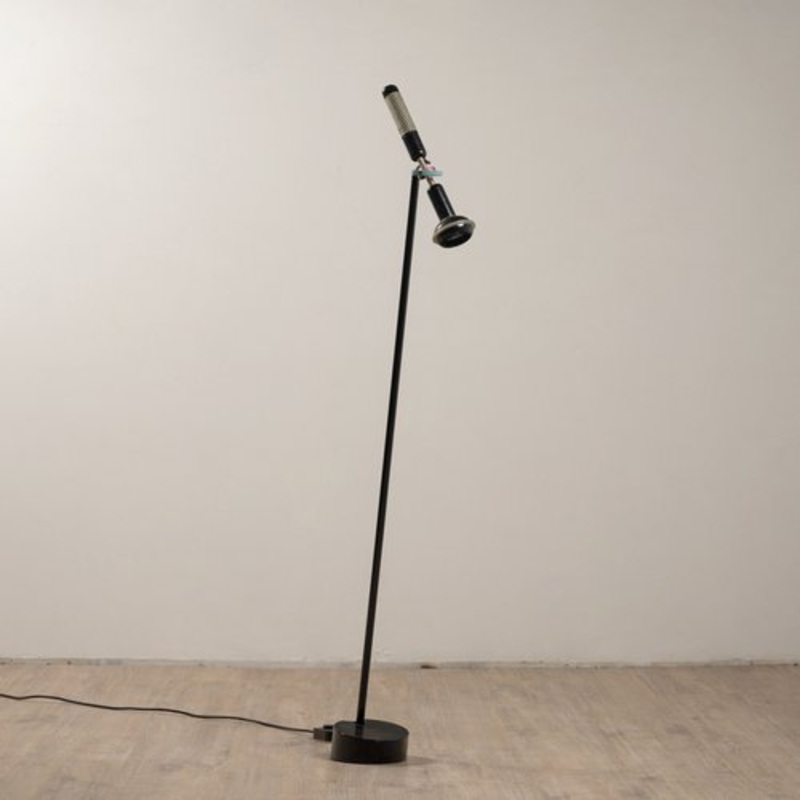 Black Grip Floor Lamp by Achille Castiglioni for Flos, Italy, 1985 for sale at Pamono