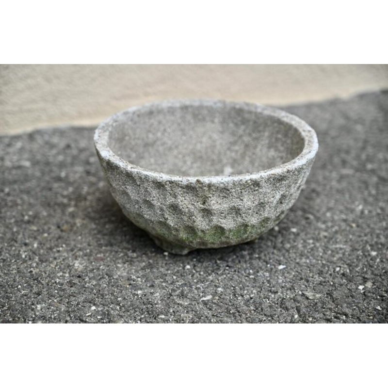 Brutalist Concrete Tripod Flower Pot for sale at Pamono