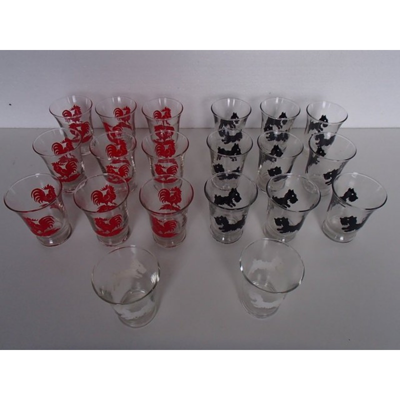 Cocktail Glasses with Fox Terrier and Cockerel from Royal Leerdam Crystal, Set of 14 for sale at Pamono