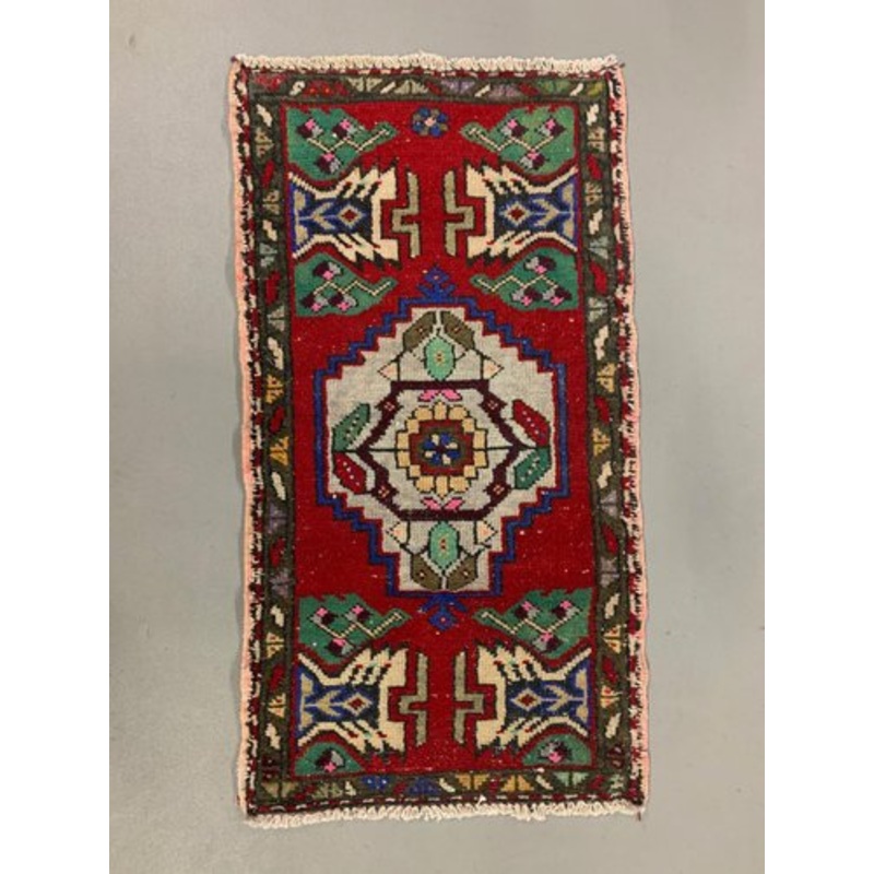 Small Vintage Turkish Rug for sale at Pamono