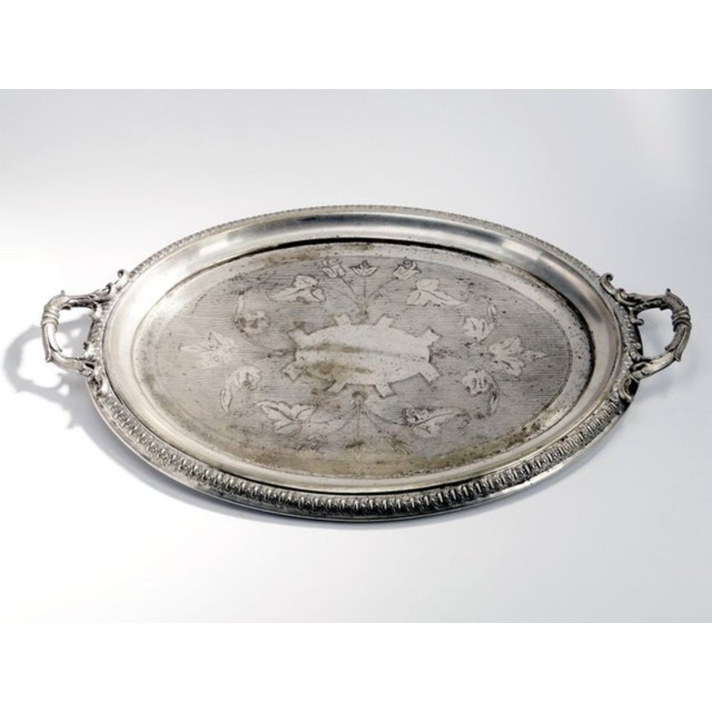 Antique Polish Oval Guilloshed Tray from Jarra, 1890s for sale at Pamono