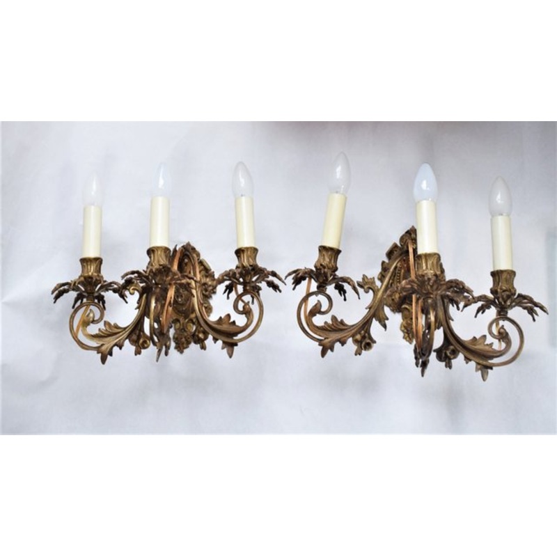 French Gilt Bronze Rococo Style Sconces, 1920s, Set of 2 for sale at Pamono