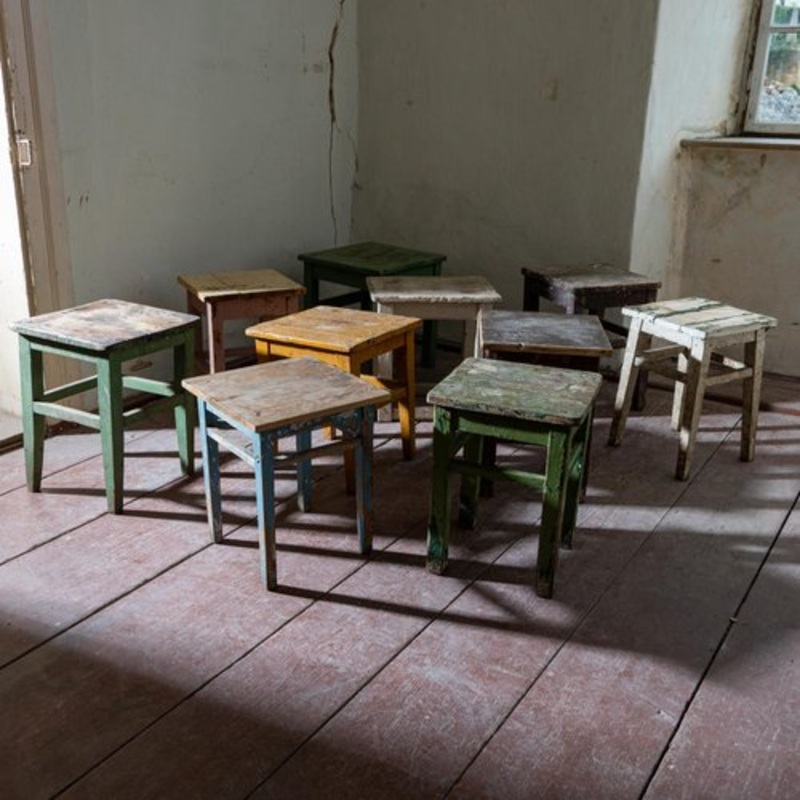 Vintage Style Colorful Stools, Set of 10 for sale at Pamono