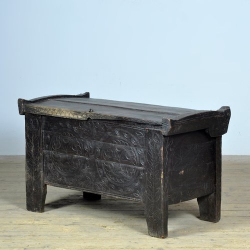 Antique Shepherd’s Chest, 1850s for sale at Pamono