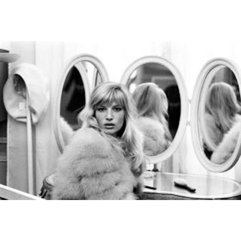 Monica Vitti Archival Pigment Print Framed in Black by Giancarlo Botti for sale at Pamono-OSN-779852
