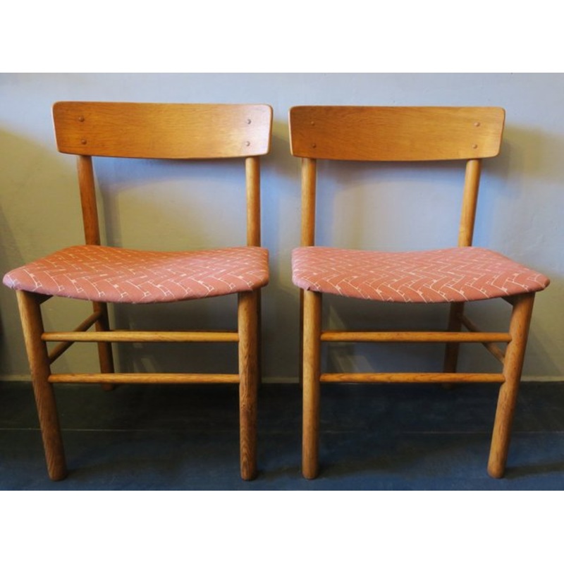 Set of J39 Shaker Chairs in Elm by Brge Mogensen for Farstrup Mbler, 1950s for sale at Pamono