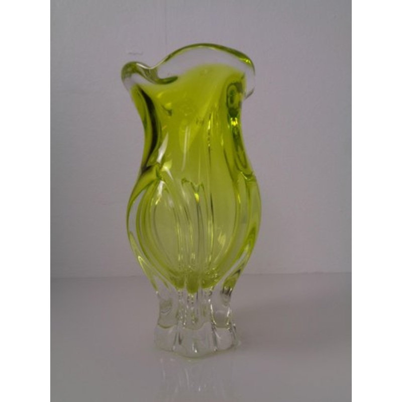 Czech Glass Vase by Josef Hospodka, 1960s for sale at Pamono