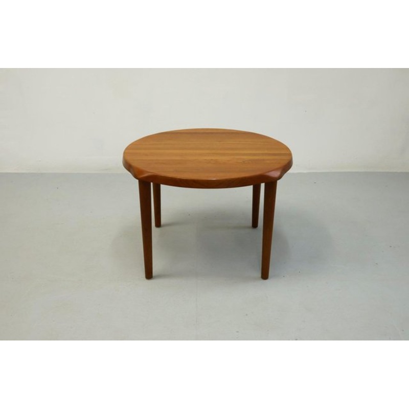 Small Round Coffee Table by John Bone for sale at Pamono