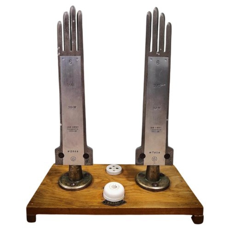 18th Century Clothes Iron, 1880s for sale at Pamono