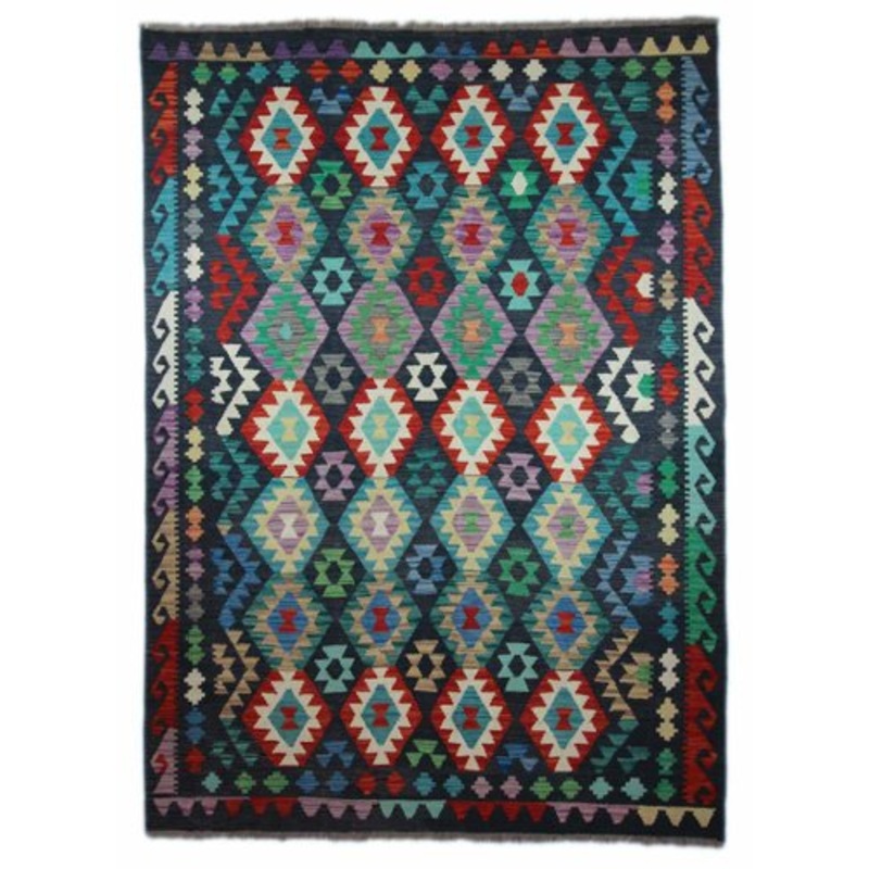 Middle Eastern Handwoven Kilim Rug for sale at Pamono-SZS-2148755