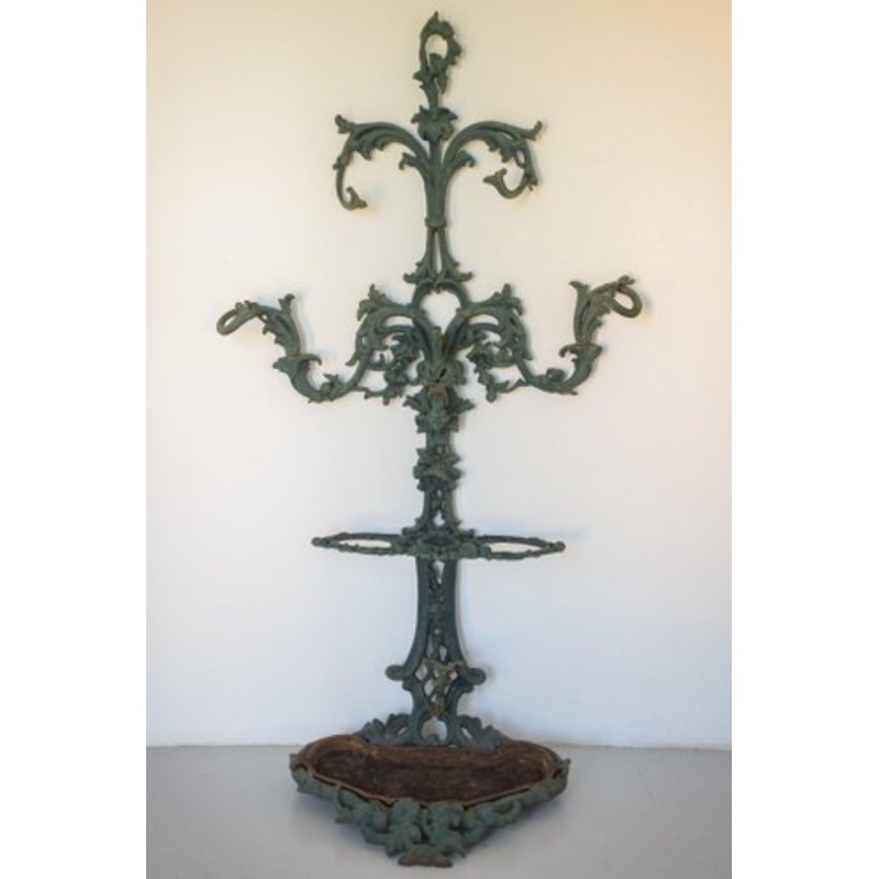 Ornate Victorian-Style Coat Rack in Cast Iron for sale at Pamono